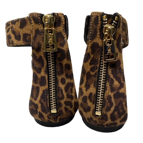 Good American | Size 6.5 Leopard Print Square Toe Sandal - Picture 6 of 7